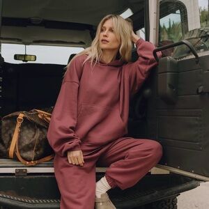 Daily Drills Fleece Sweat Set